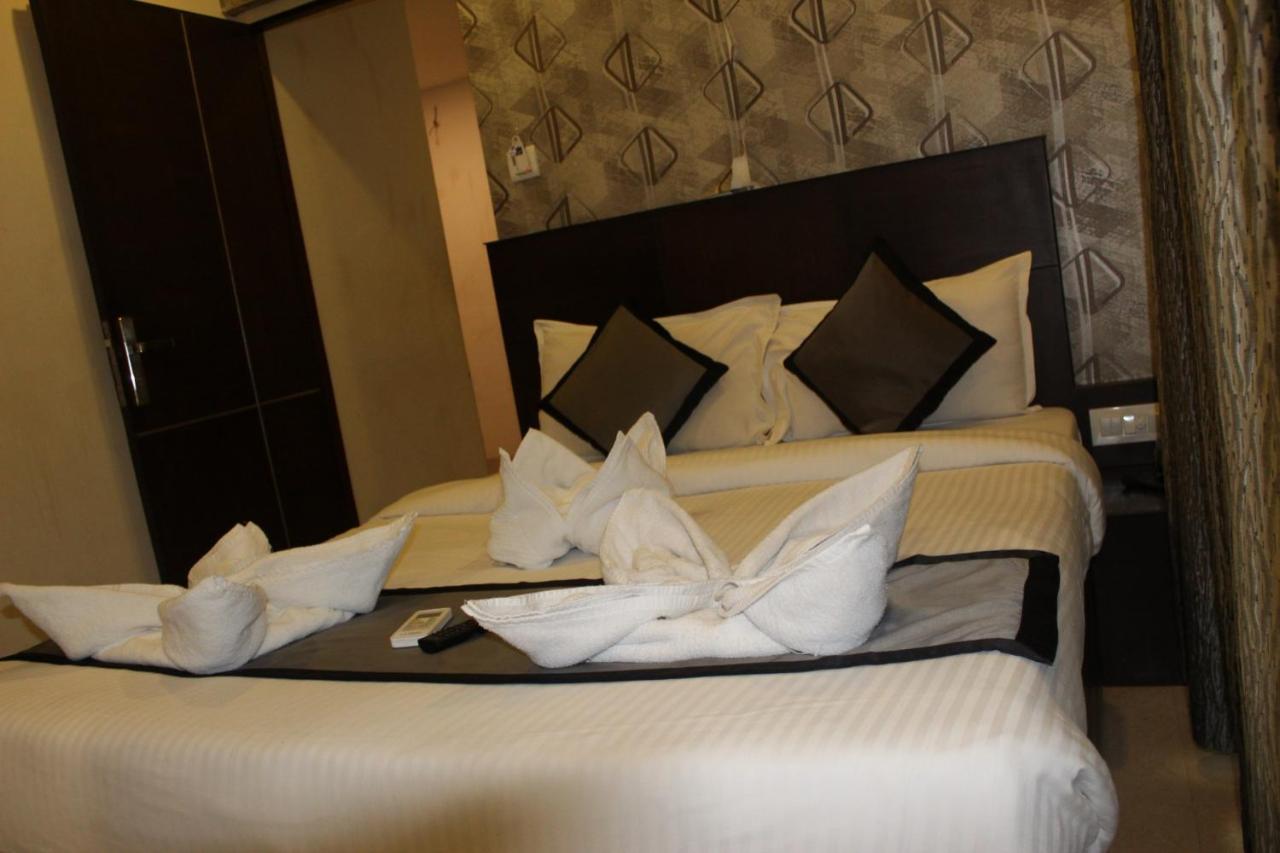 Sky Gate Hotel Near Apollo Main, Women'S & Children'S Us Consulate Sankara Netralaya Goethe Institute Prestigepalladium Shastri Bhavan Senmozhi Poonga Raj Ratnam Stadium Taj Coromandal India Oil Bhavan Dr Mohan'S Diabetics Vac 钦奈 外观 照片